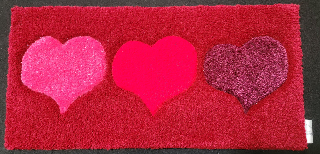❤️ Triple Heart Red Lovers Decorative Mat