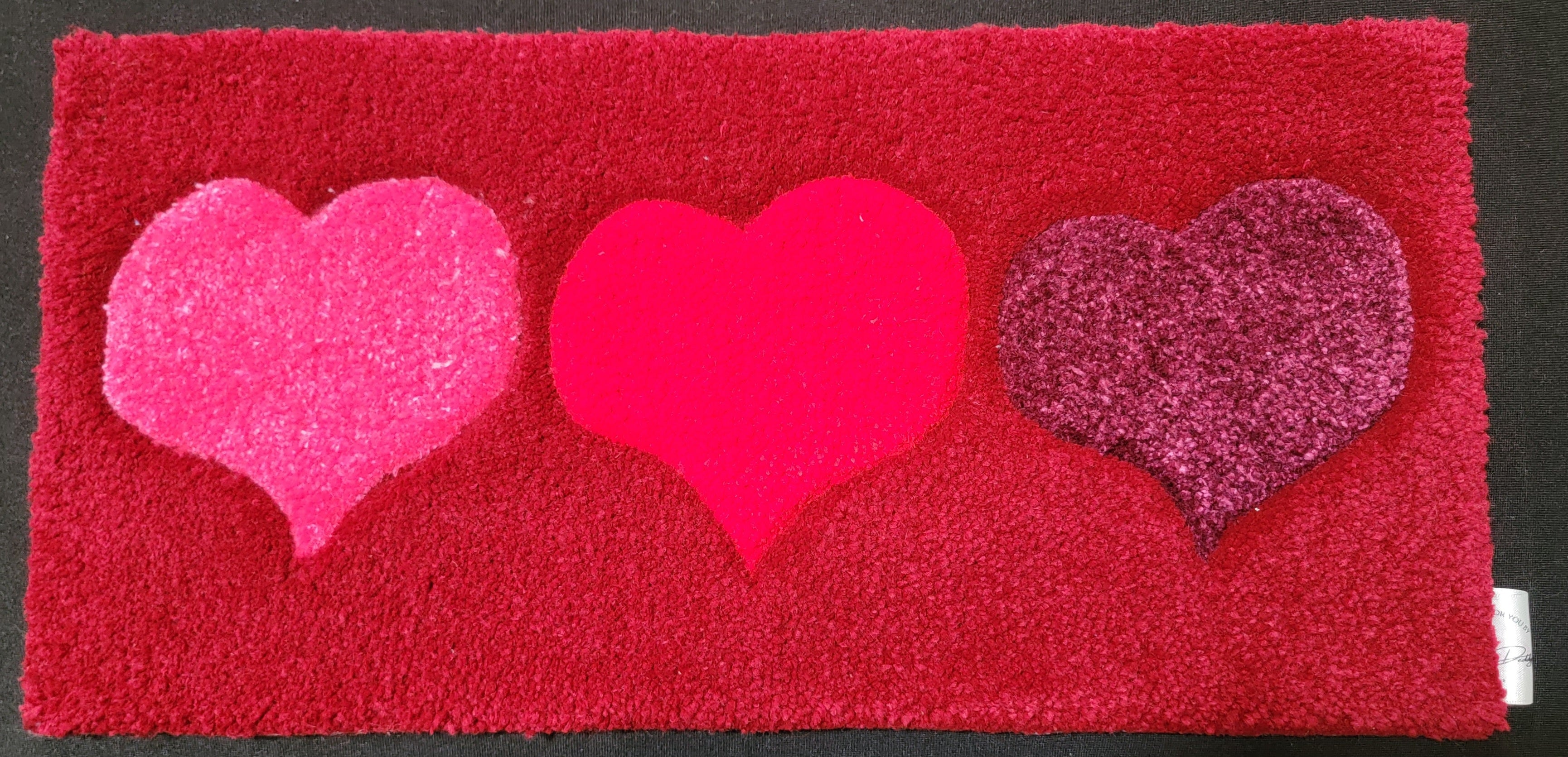 ❤️ Triple Heart Red Lovers Decorative Mat
